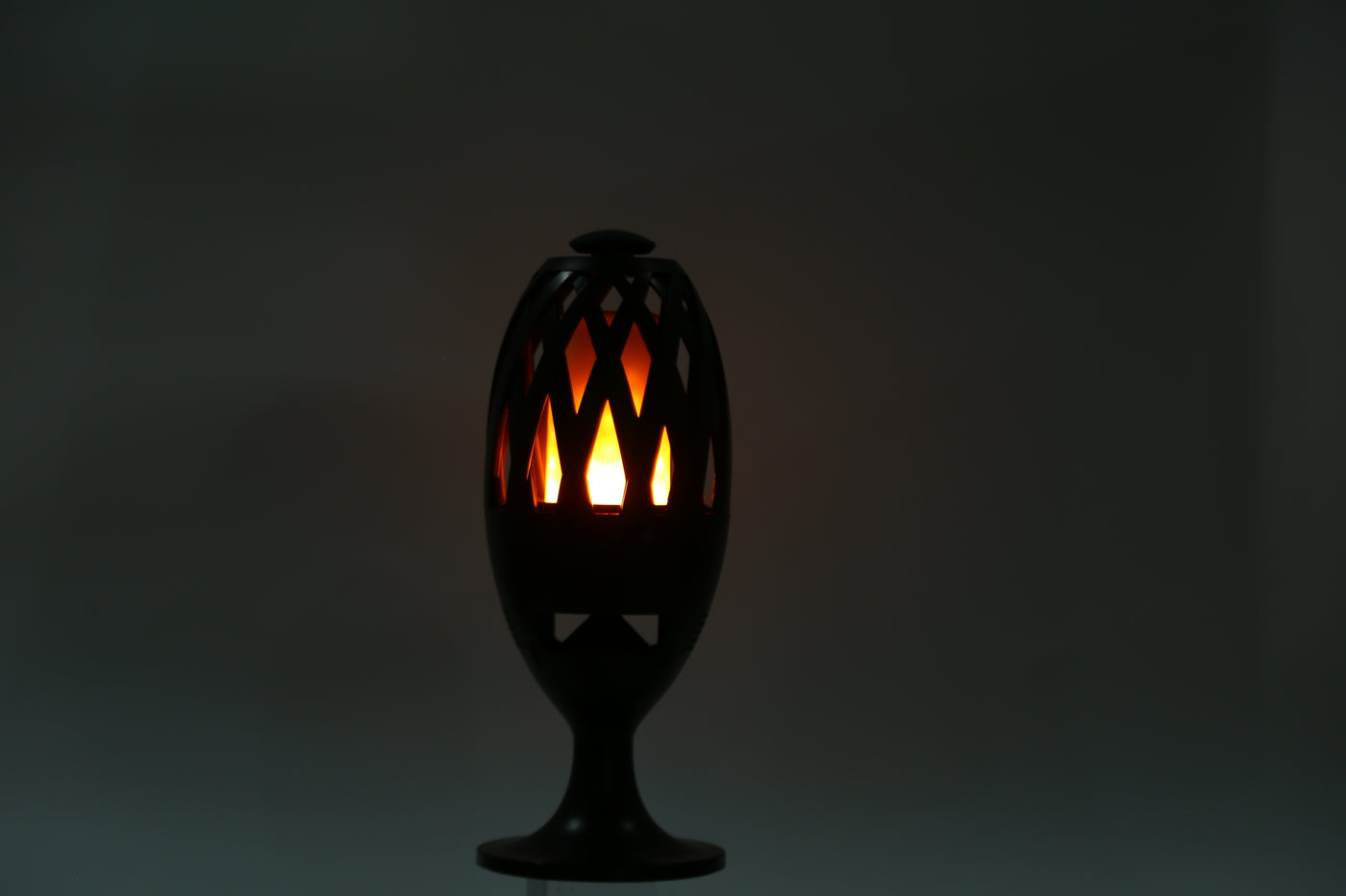 1Pc LED Flame Speakers Torch Wireless Stereo Bass Speaker